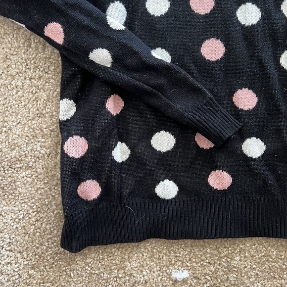 Polka Dotted Sweater - Picture 4 of 5